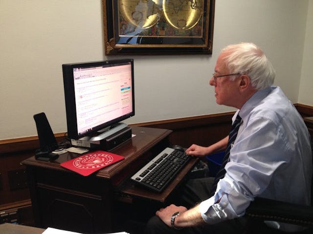 Bernie Sanders Answers Your Questions in Reddit AMA