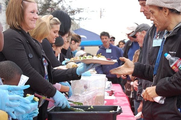 Spend Thanksgiving in San Diego Giving Back
