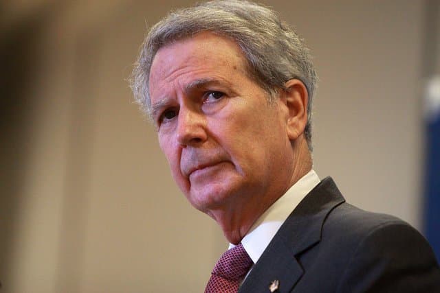 Rep. Walter Jones Leads Effort to Declassify Full 9/11 Report