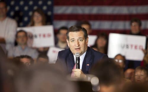 Cruz Leads in Wisconsin; But Infighting May Turn State Blue