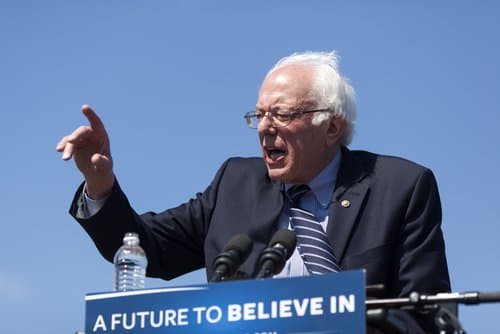 New England Primaries a Do or Die Moment for Sanders