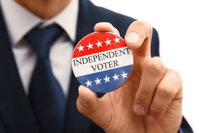 Iowa Candidate: "I Was Born Independent"