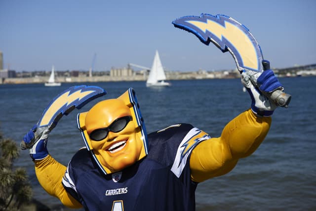 Bolting! Chargers Unofficial Mascot Boltman Retires, Auctions Costume