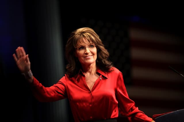 Did Sarah Palin Just Threaten to Primary Sen. Lisa Murkowski Over Her Kavanaugh Vote?