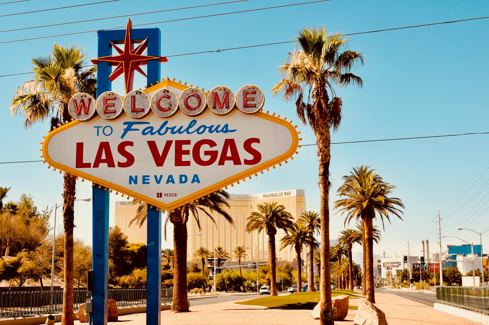 Welcome to Vegas sign.