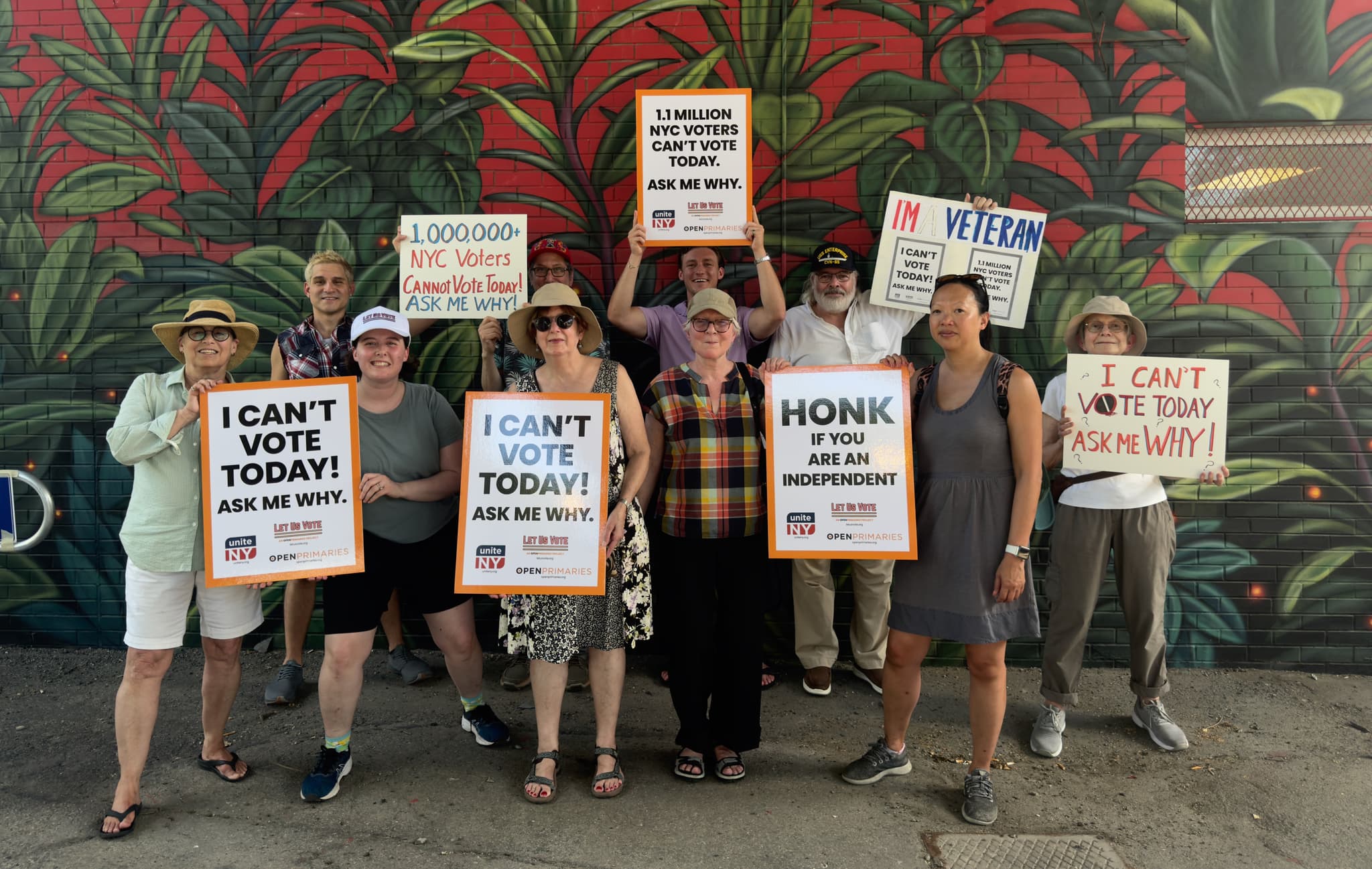 NYC open primaries picket.