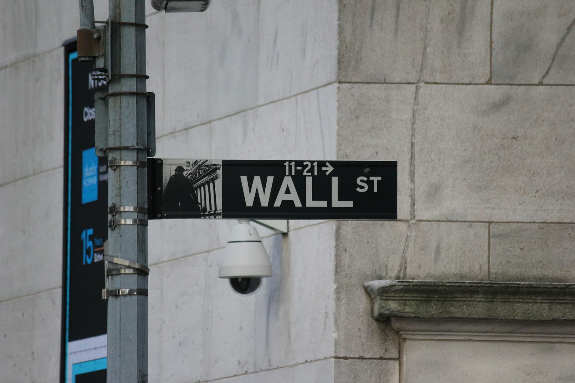 Wall St. sign. 