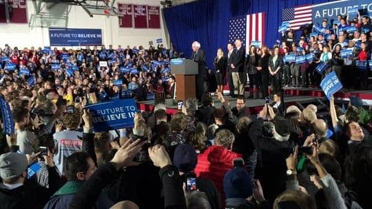 Independent Voters are Defying Pollsters, Party Establishment in 2016 Primaries