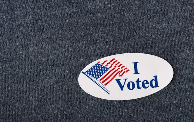Despite Governor's Veto, Automatic Voter Registration Will Happen in Illinois