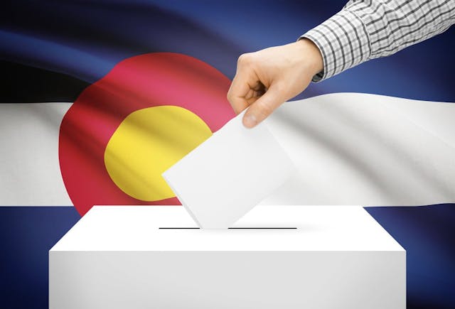 Dems, Independents Make Up Most of CO Voter Withdrawals