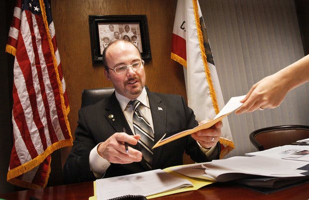 Assemblyman Tim Donnelly Crosses Party Lines to Support Drug Reform