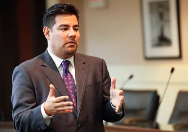 Bill to Expand Access to Health Benefits to Illegal Immigrants Passes Senate Committee