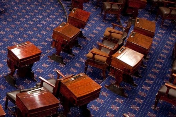 15% Of US Senate Receives Majority of Donations from Non-Individuals